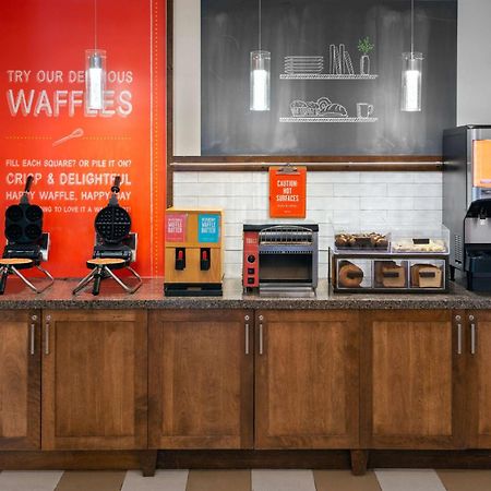 Hampton Inn And Suites Clayton/St. Louis-Galleria Area Bagian luar foto