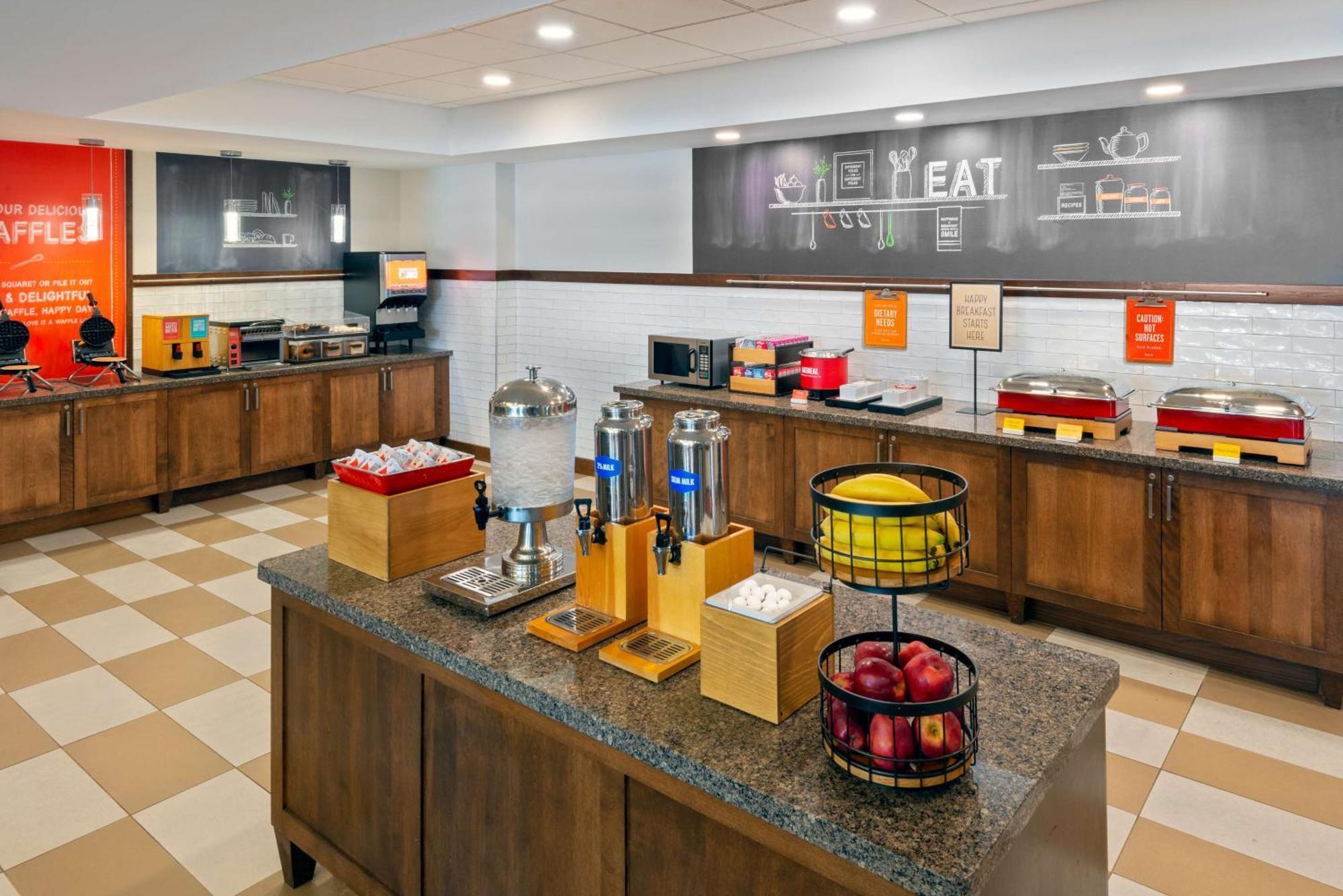 Hampton Inn And Suites Clayton/St. Louis-Galleria Area Bagian luar foto