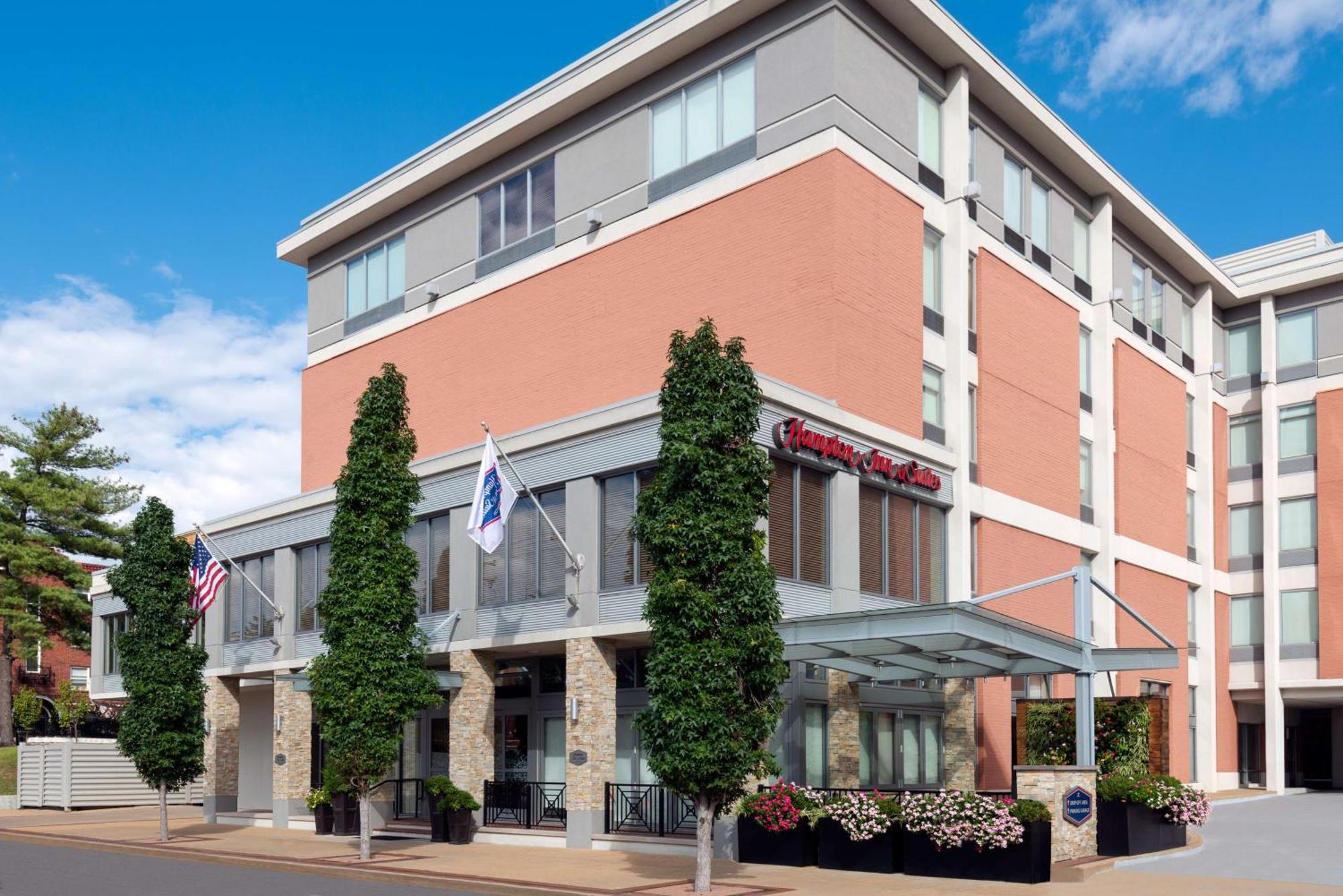 Hampton Inn And Suites Clayton/St. Louis-Galleria Area Bagian luar foto
